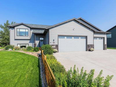 822 Dirk Ct