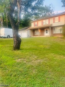 24 WOODLAND TERRACE
