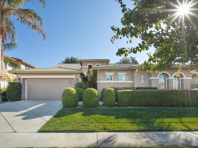 3651 Goldenstar St