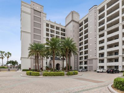 2880 NE 14th St Causeway #904