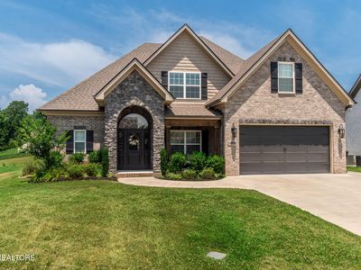 921 Valley Glen Blvd