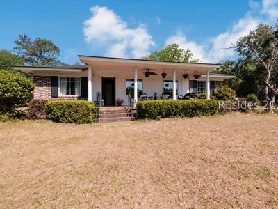 128 Saint Marks Rd