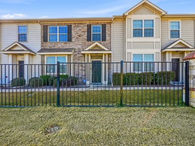 6913 Sandshell Blvd
