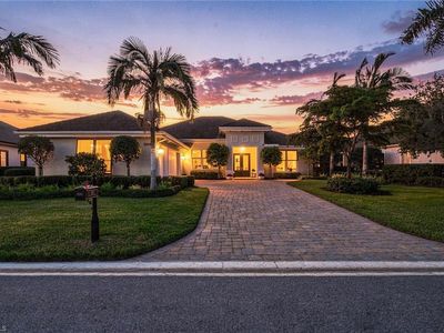 9563 Via Lago WAY