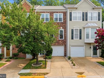 5439 Summer Leaf Ln
