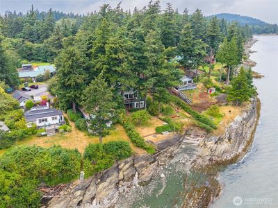 2219 N Nugent Road