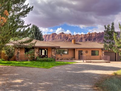 2720 E Bench Rd