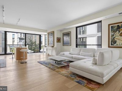 925 H St NW APT 405