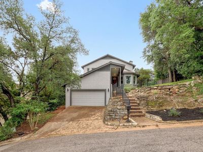4605 Beechwood Holw