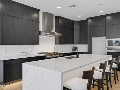 6133 S ARCHER --