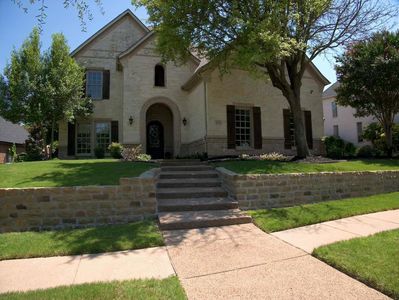 2310 Castle Creek Dr
