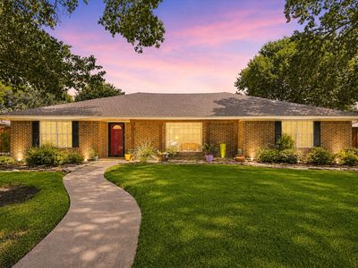 2525 Eucalyptus Dr