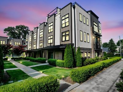 121 W Stone Ave #6