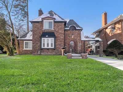 16745 Edinborough Rd