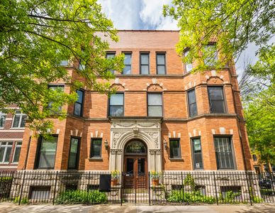 3762 N Fremont St #1S