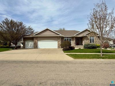 503 Britz Dr