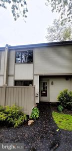 15 Twin Brooks Dr