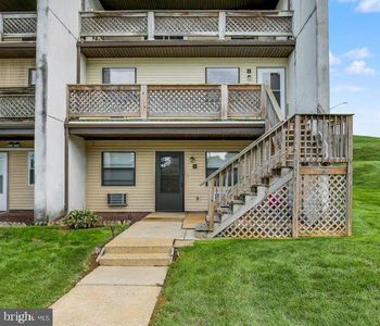 1334 W Wyomissing Blvd