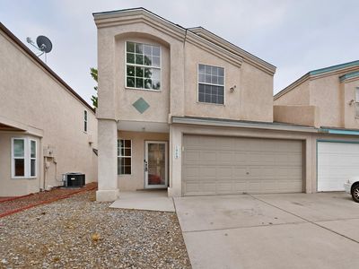 1909 Amor Dr NW