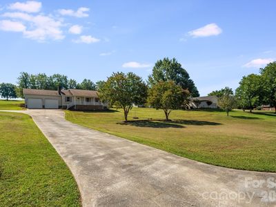 3020 Vernell Ln