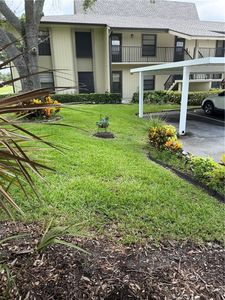 46 Plantation Dr APT 101