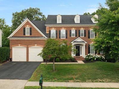 10012 Three Sisters Ct