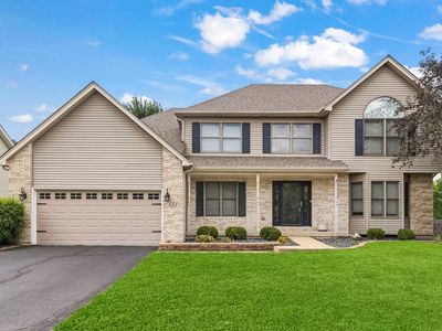 553 Danbury Dr