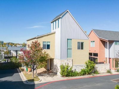 1601 Houston St APT 3