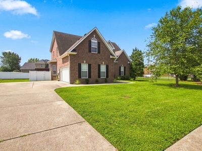 3433 Genoa Dr