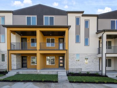 923 W Coalburn Way #103/63