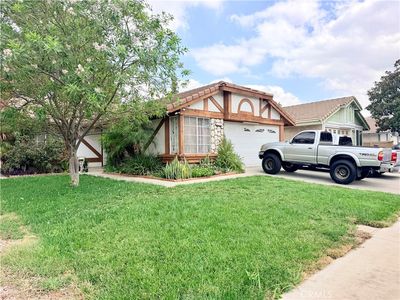 14394 Hillcrest Dr