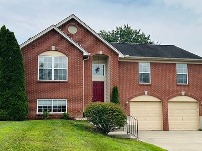 Property at 2511 Samantha Dr, Burlington, KY