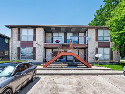 4021 Briar Hollow Dr