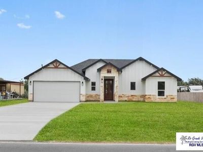 1102 W Mile 12 1/2 N