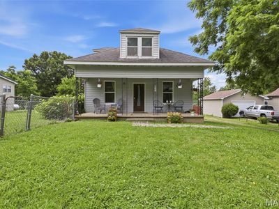 306 W Main St