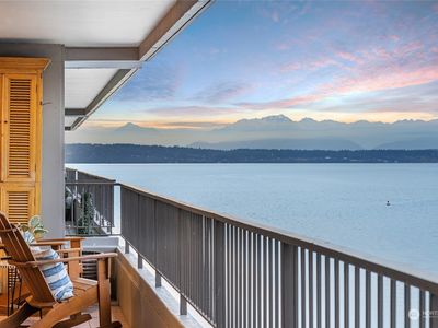 6533 Seaview Avenue NW UNIT 705A