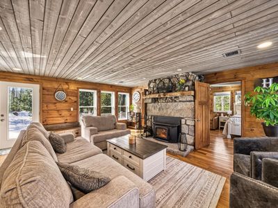 573 Mountain Road