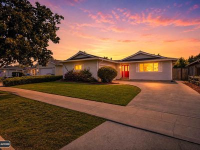 944 Orchid Way