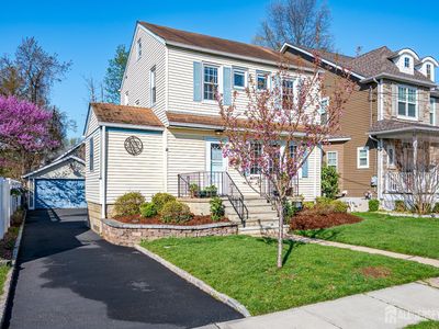 121 Columbia Ave