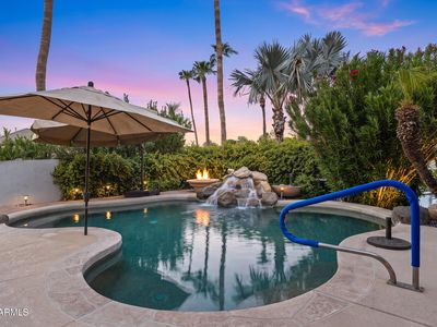 750 W AZALEA Drive