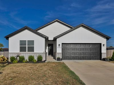 552 S Michelle Avenue