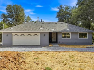 3245 Ray Cir