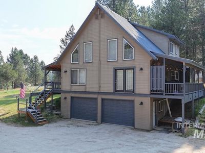 1907 Gold Dust Rd