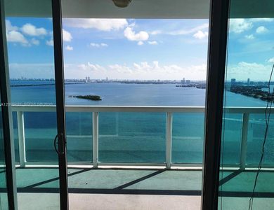1800 N Bayshore Dr APT 3405