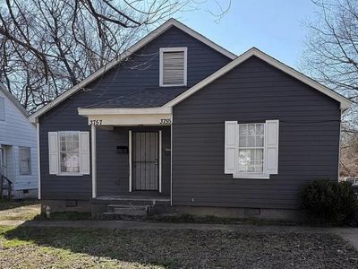 3755 Fairmont Ave