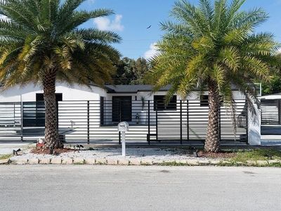 18250 NW 86th Ave