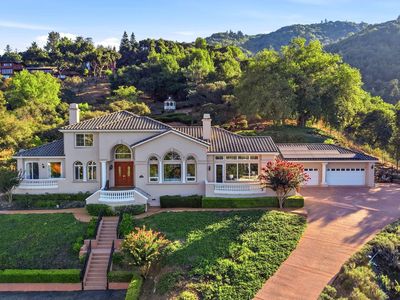 16421 Matilija Dr