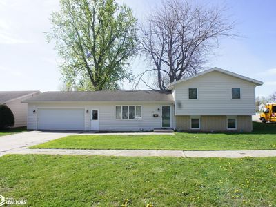 1204 Nancy Ln
