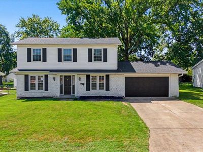 750 Lamplight Ln