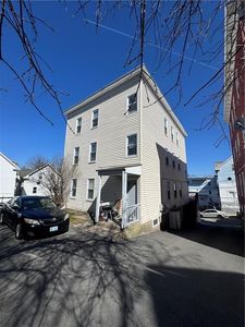 23 Paradis Ave